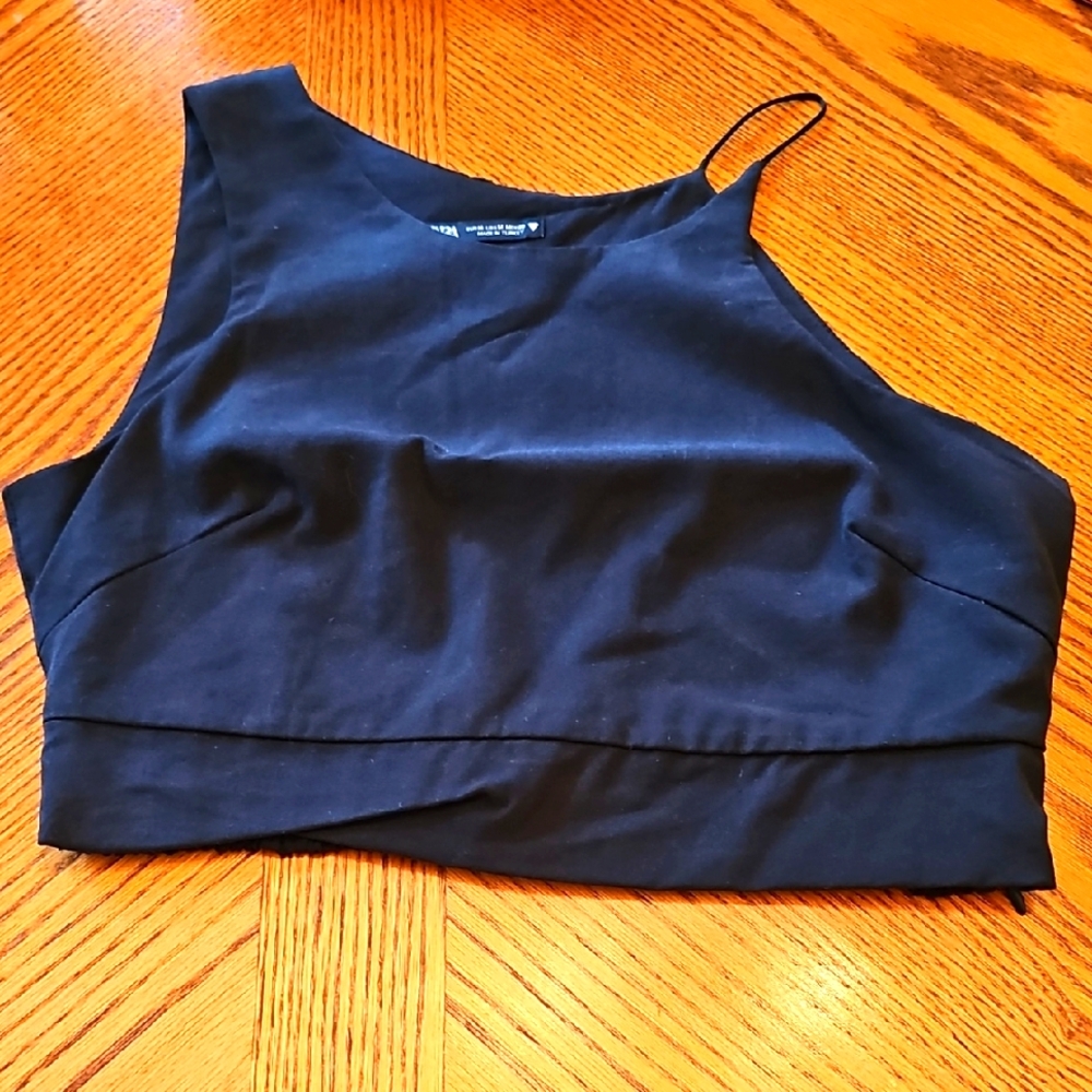 ZARA Black Women's Crop Top.Size M